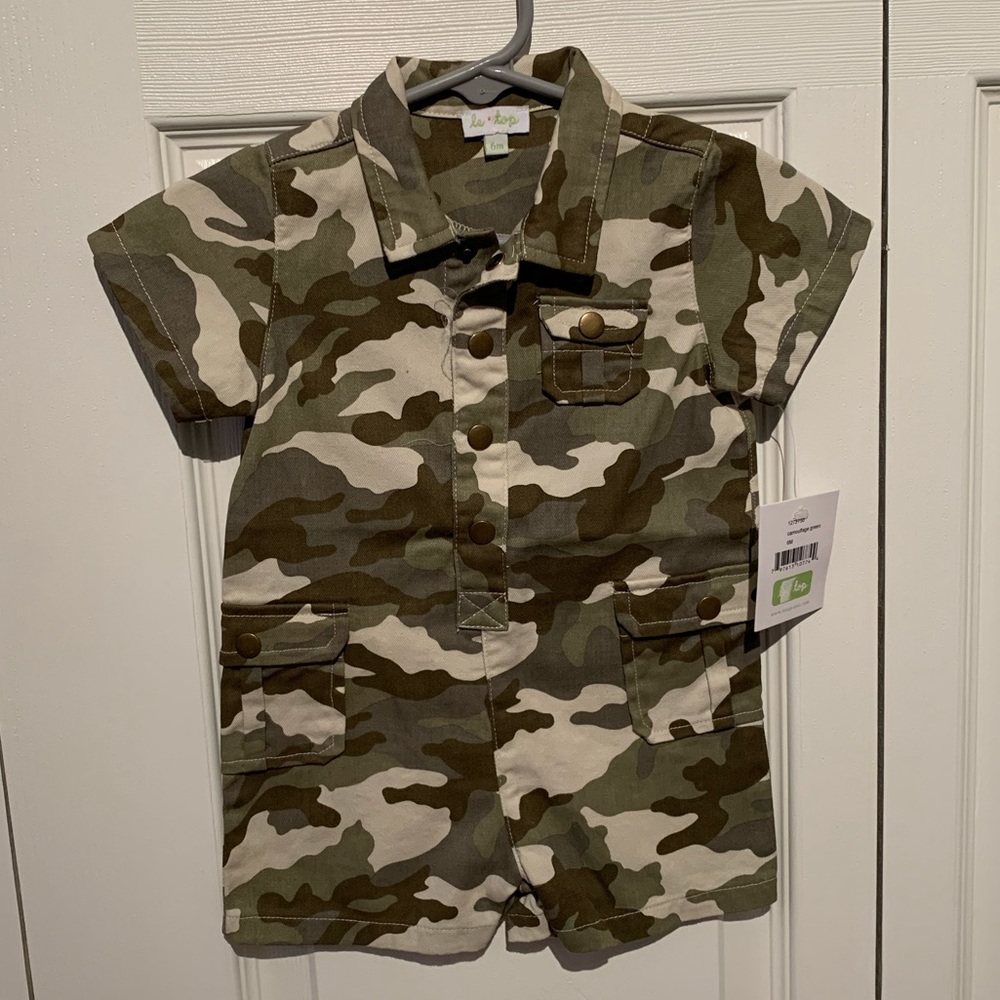 Infant camo suit